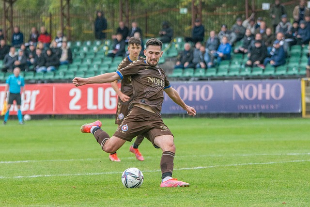 瓦塞尔轰7记三分关键远投救主，35分创个人赛季新高