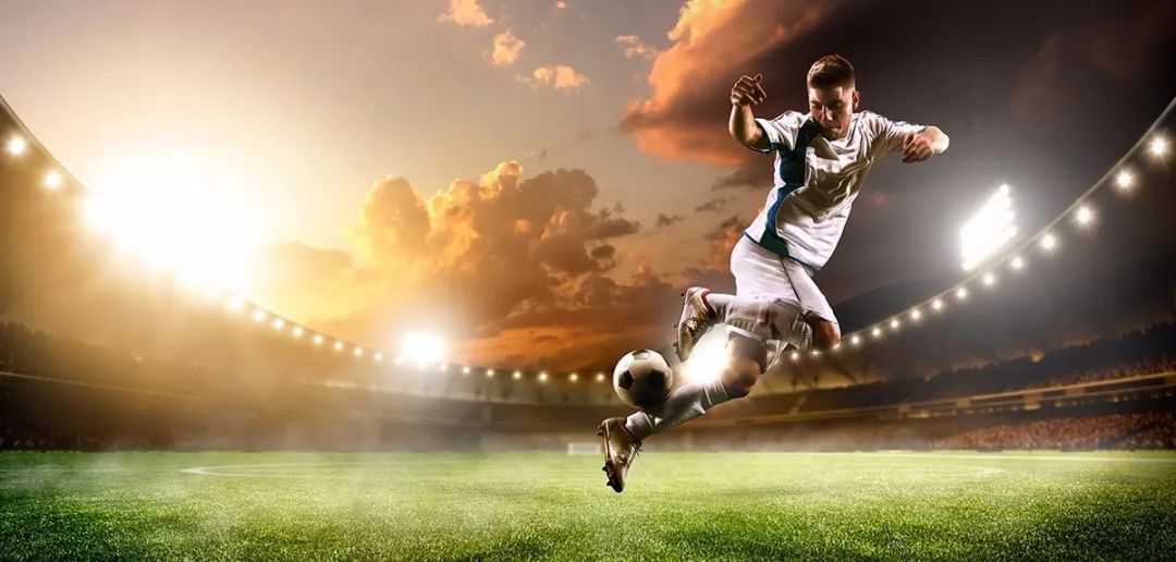 德甲半场：努萨禁区内倒地未判，门兴0-0莱比锡